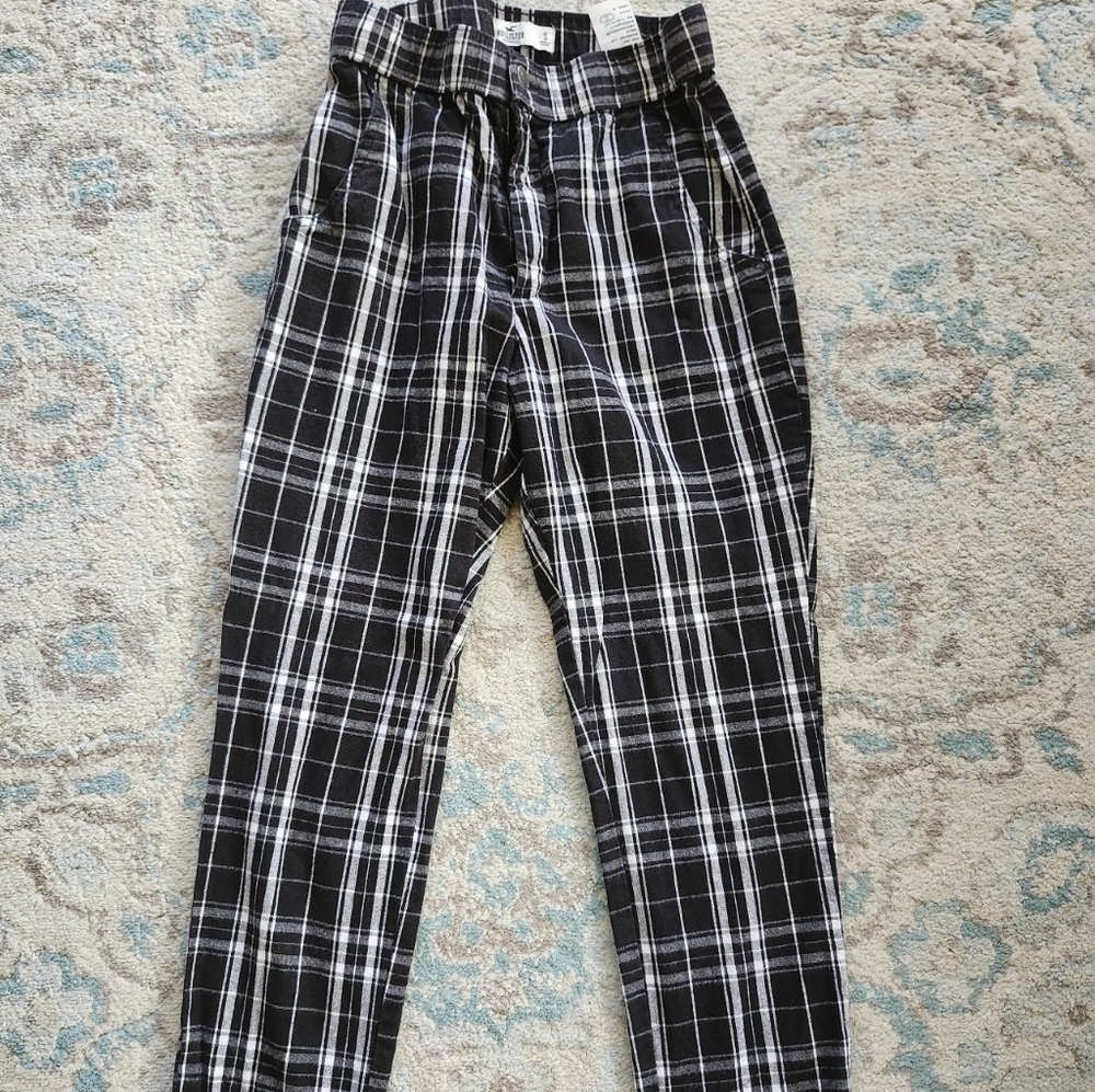 Hollister plaid pants